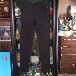 Pink vs stretch leggins